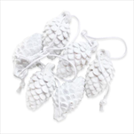 Šišky závěs polyresin 6ks/4cm bílá třpytky - velkoobchod, dovoz květin, řezané květiny Brno