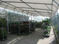 NOVÉ STÍNOVIŠTĚ PRO LETNIČKY – vyšší standard prodeje ve skleníku Vonekl.
